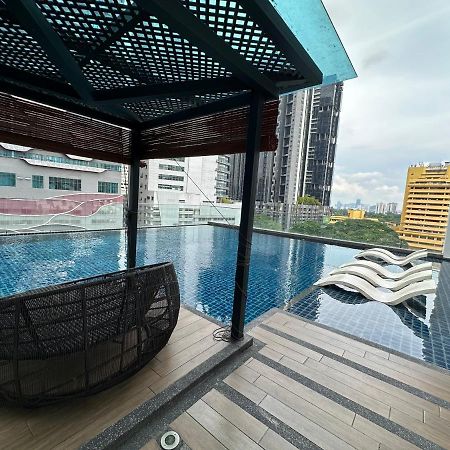 Reizz Residence By Perkasa Kuala Lumpur Buitenkant foto